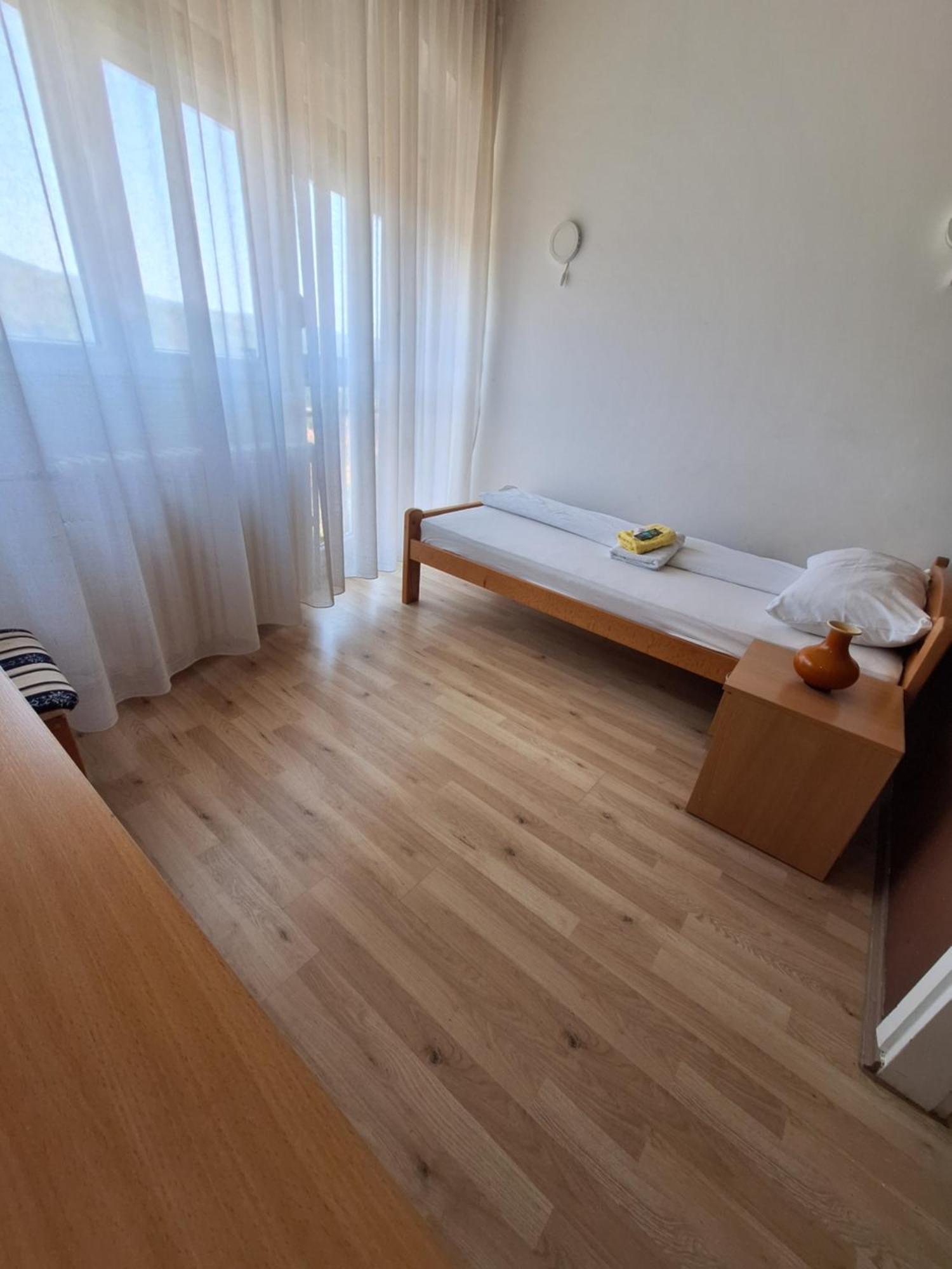Hotel Konaciste Trstenik Extérieur photo