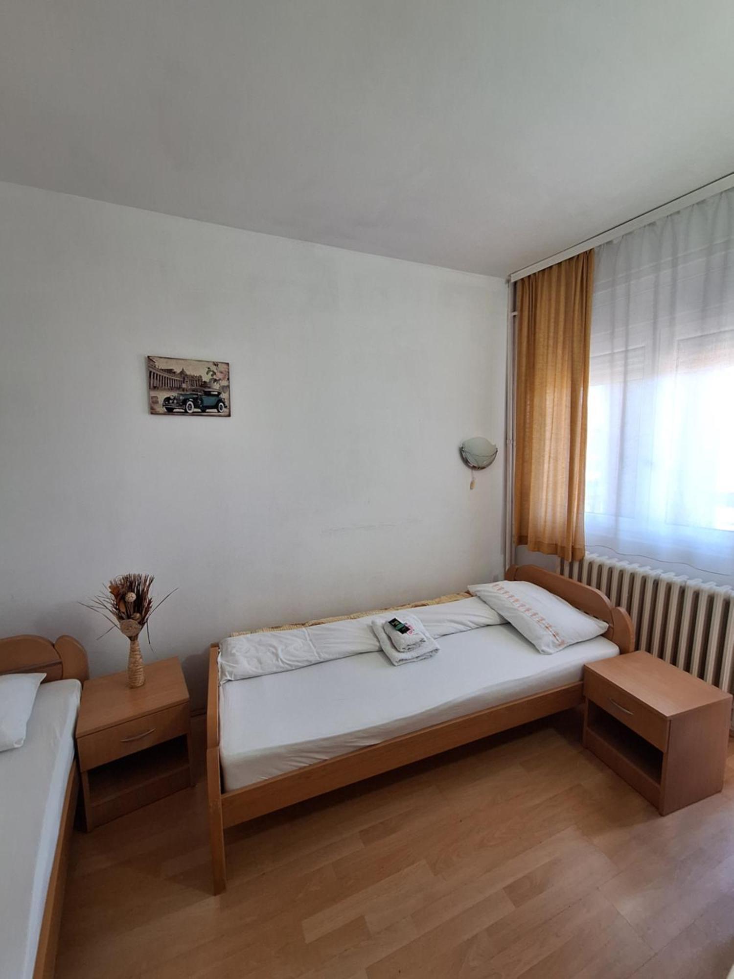 Hotel Konaciste Trstenik Extérieur photo