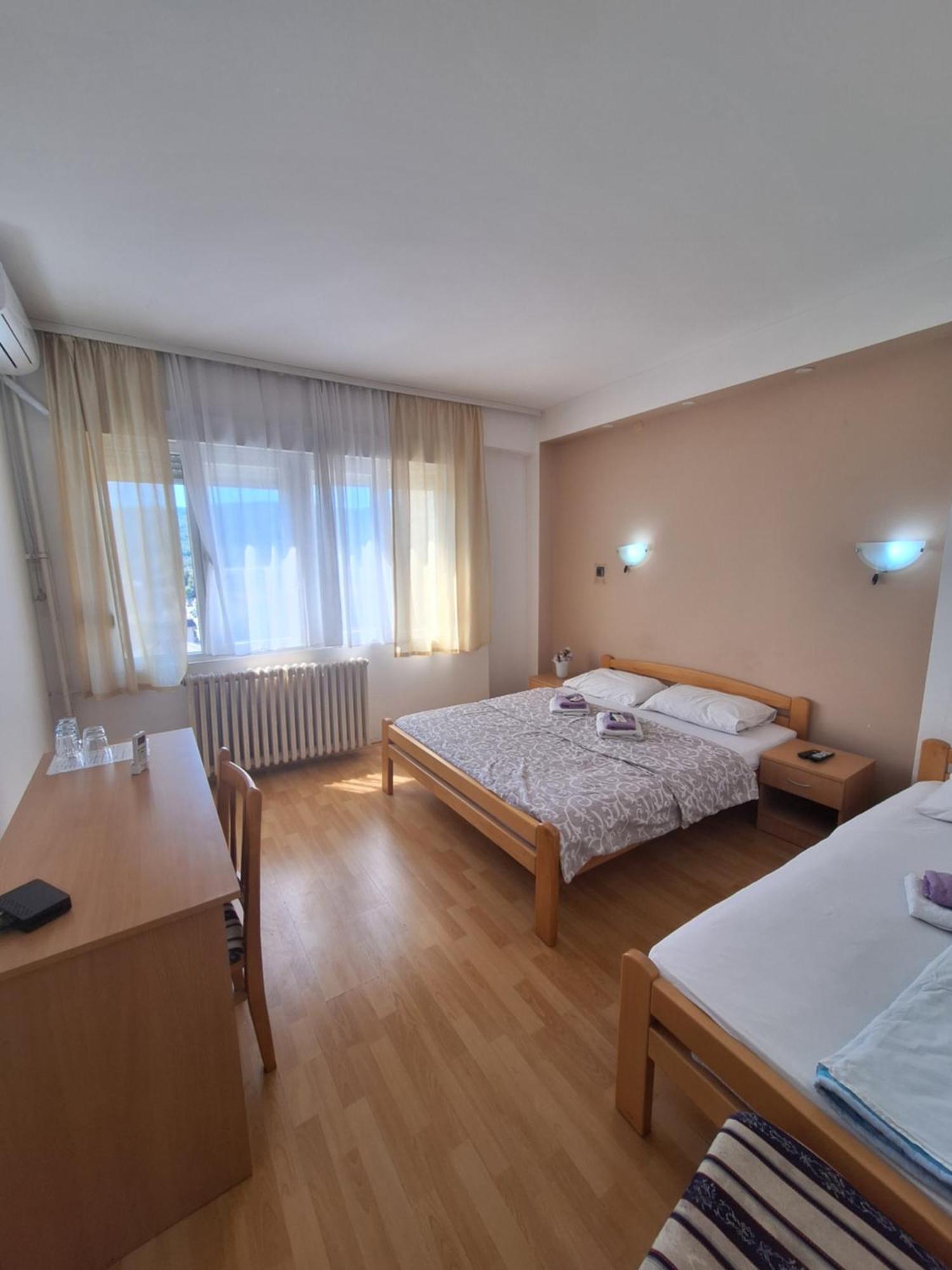 Hotel Konaciste Trstenik Extérieur photo
