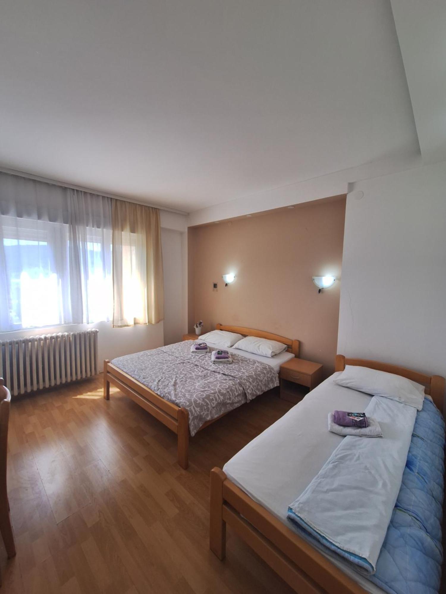 Hotel Konaciste Trstenik Extérieur photo